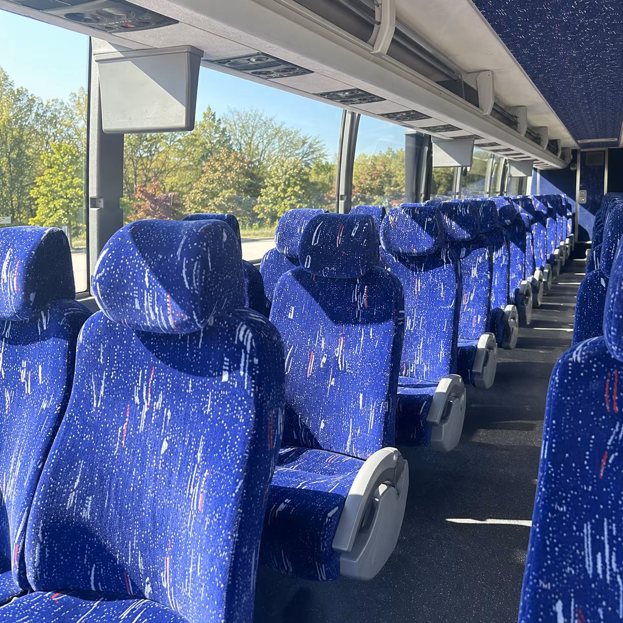 lake forest charter bus