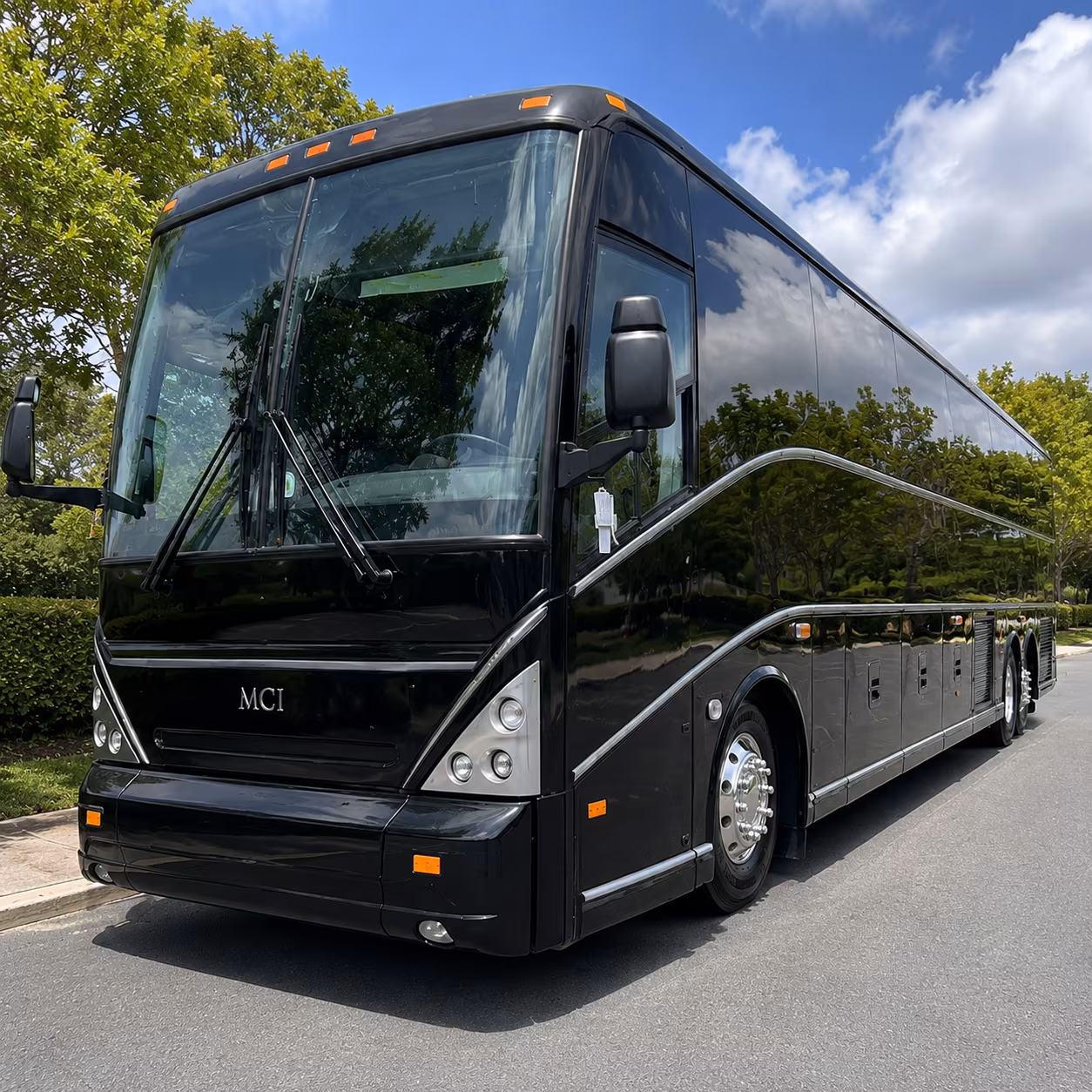 military personnel shuttle buses to camp pendleton from south orange county